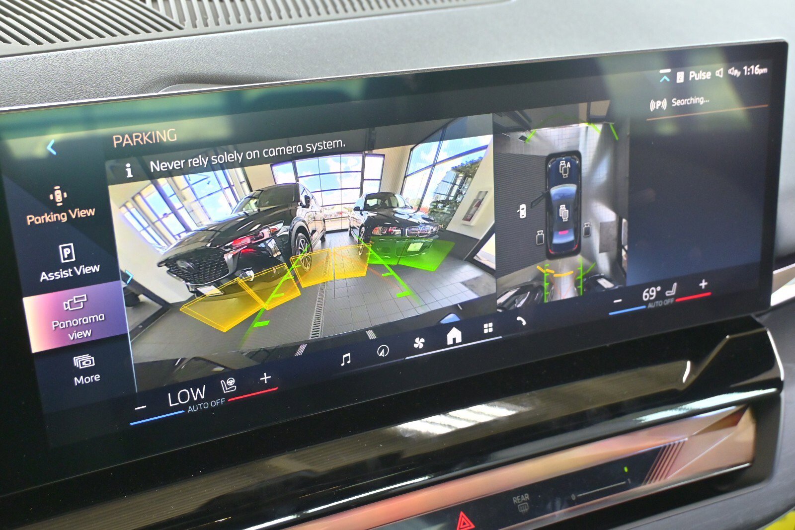 New 2024 BMW i5 eDrive40i w/ Executive Package image 23