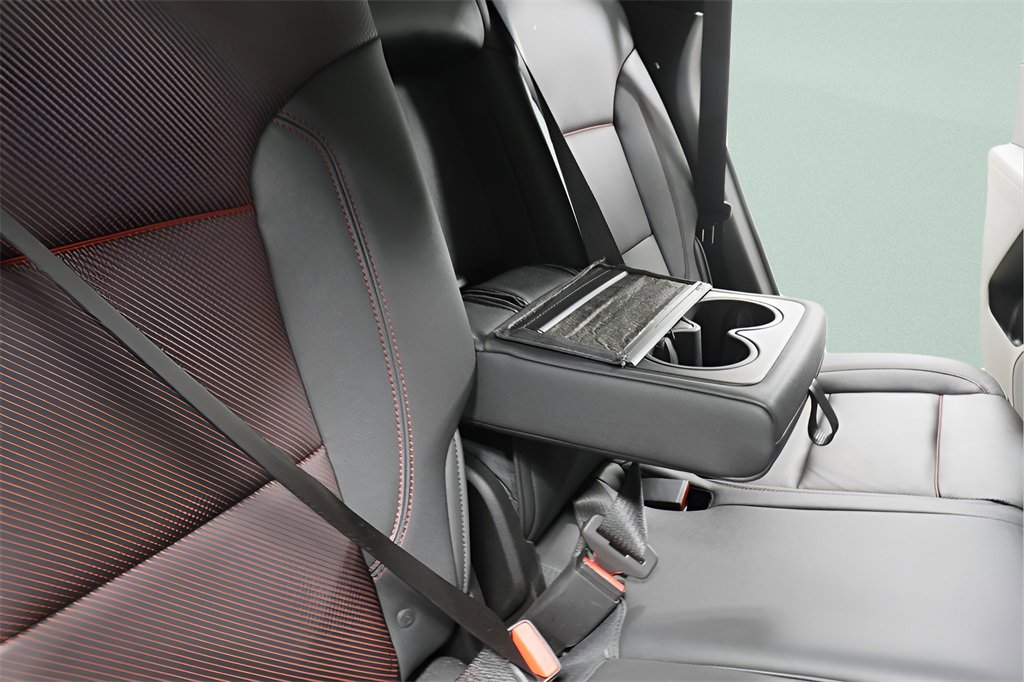 Used 2025 Chevrolet Blazer RS image 30