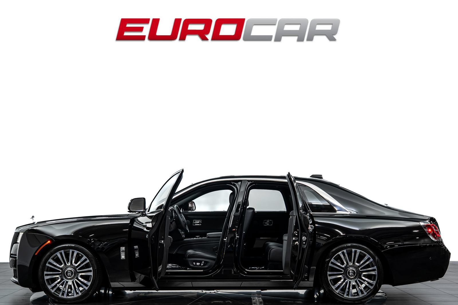 Used 2023 Rolls-Royce Ghost AWD/4WD image 3