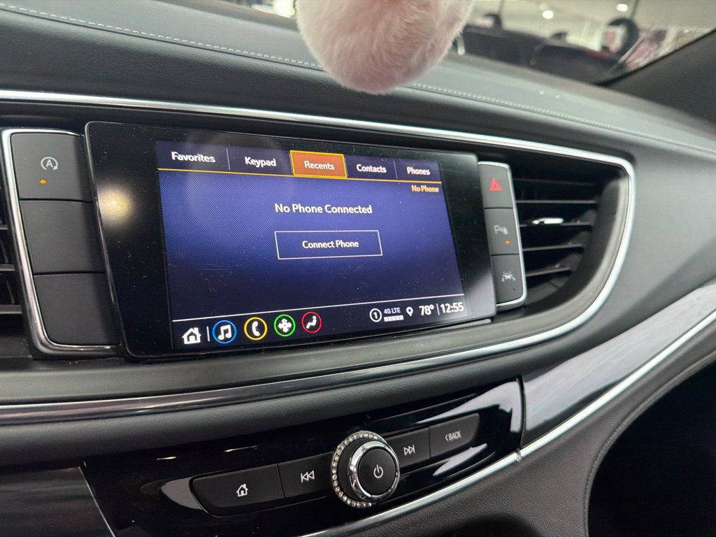 Used 2023 Buick Enclave Essence w/ Experience Buick Package FWD image 10