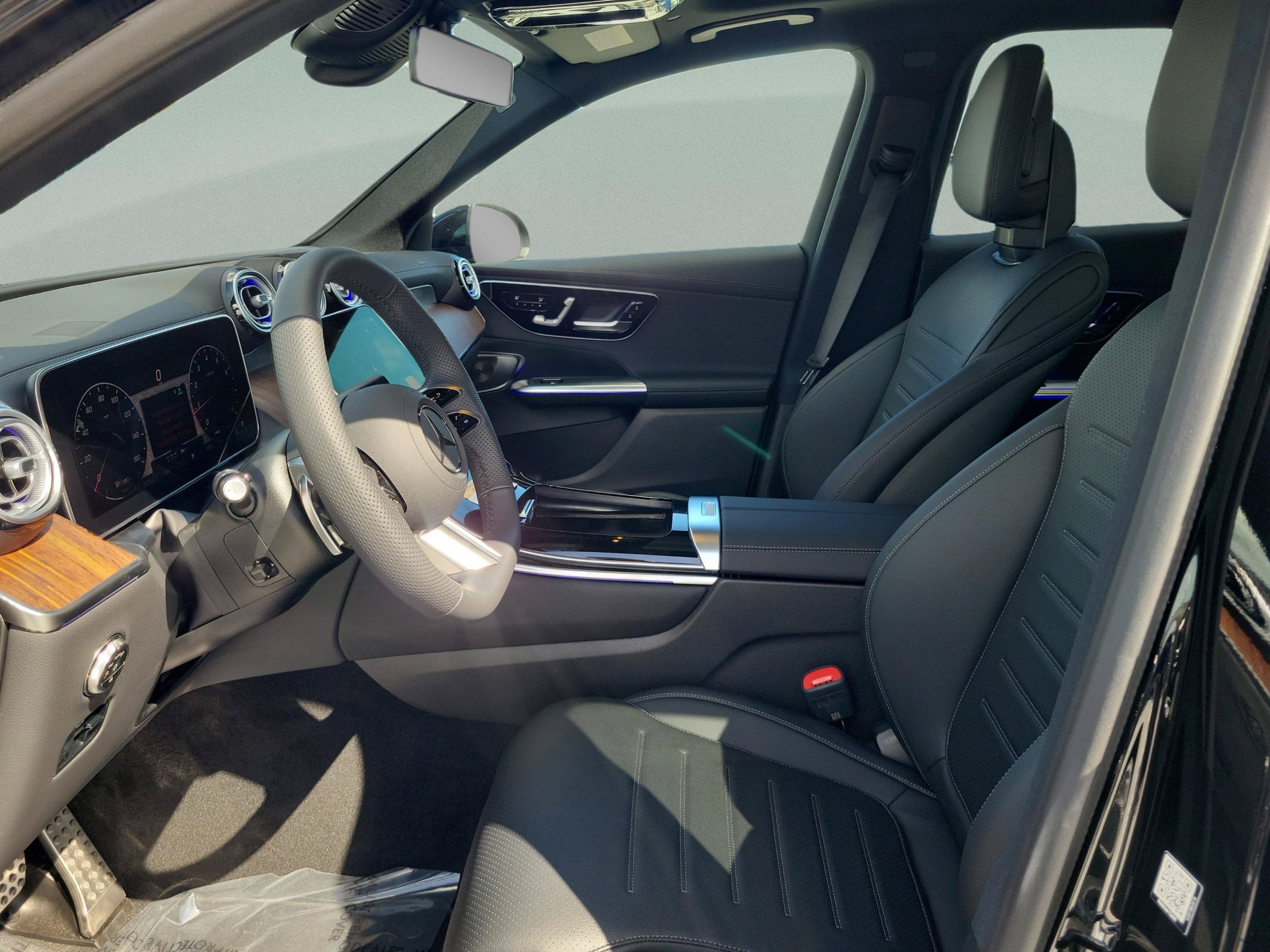 Certified 2026 Mercedes-Benz GLC 300 4MATIC image 21