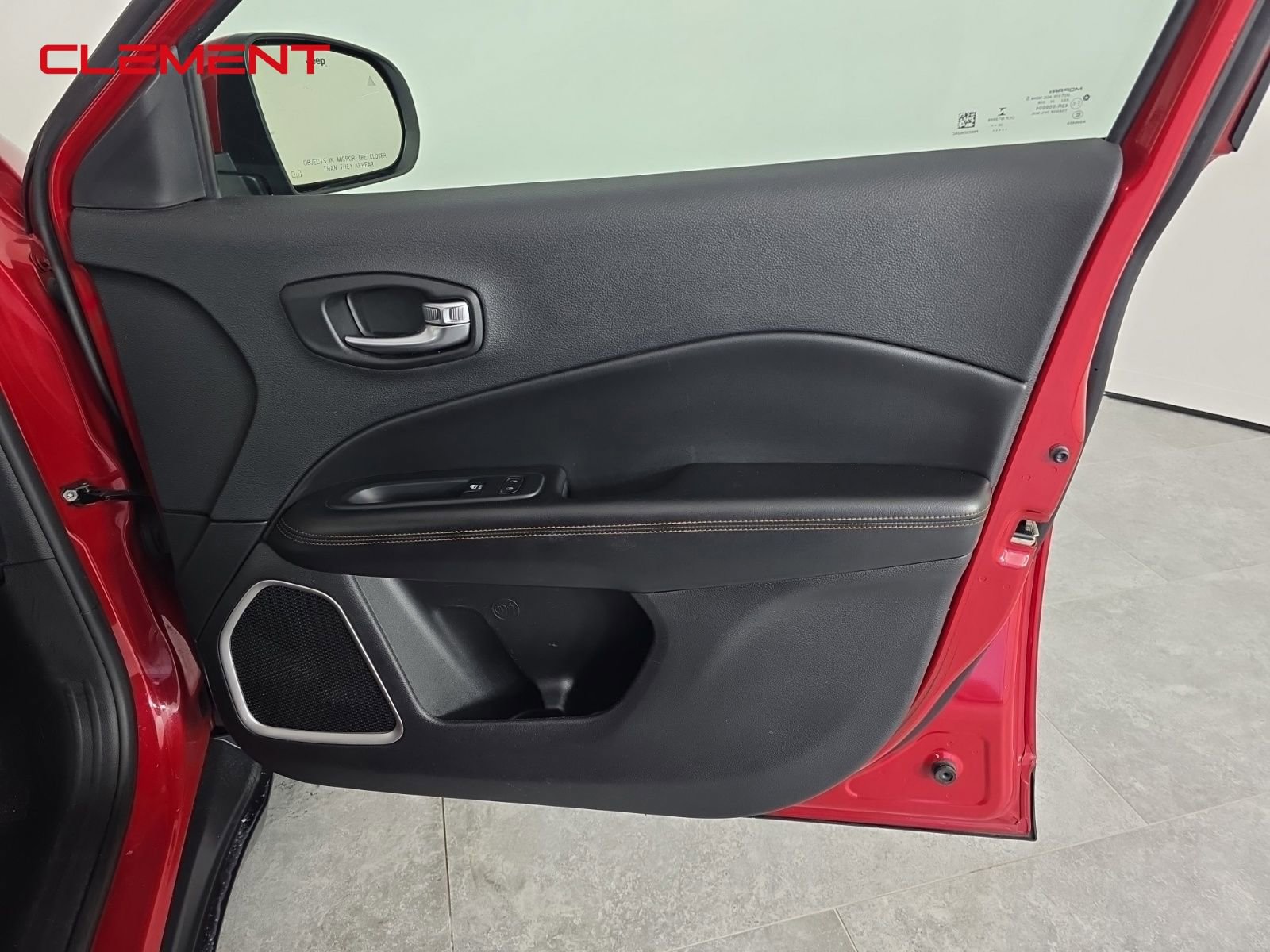 Used 2021 Jeep Compass Limited image 29