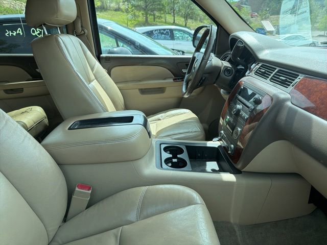 Used 2011 Chevrolet Tahoe LT w/ Regional Value Package AWD/4WD image 5