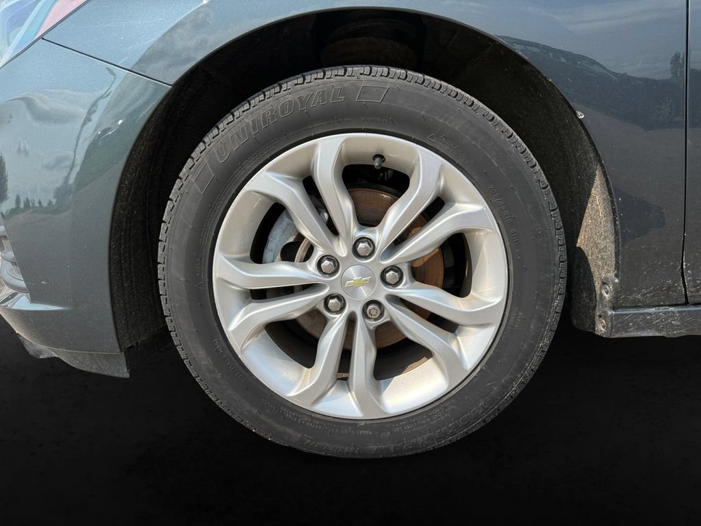 Used 2019 Chevrolet Cruze LT w/ LT True North Edition FWD image 11