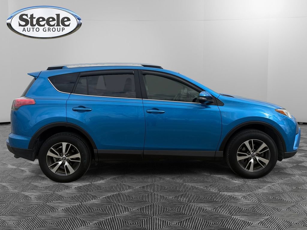 Used 2017 Toyota RAV4 XLE image 6