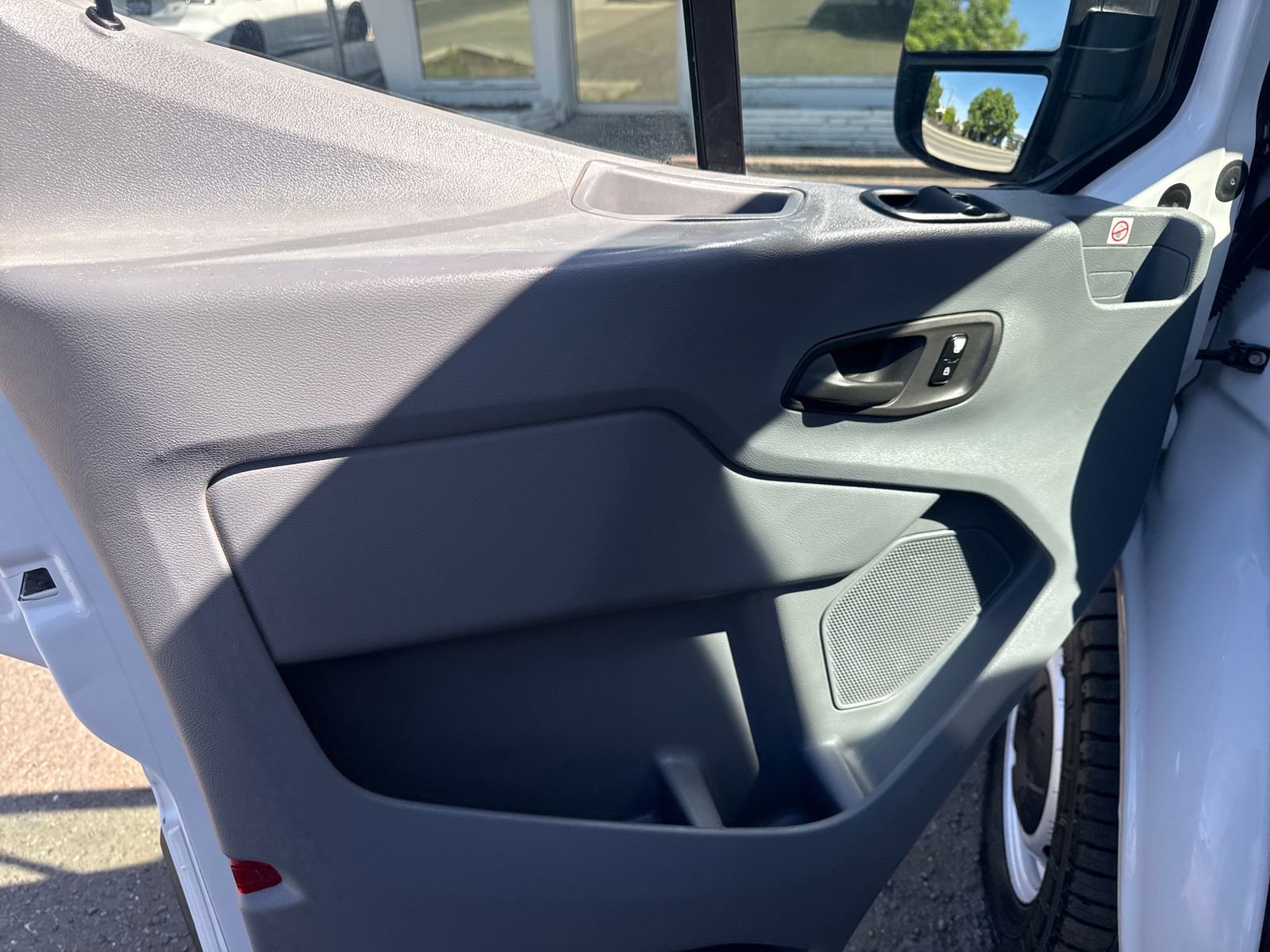 Used 2019 Ford Transit 350 XL RWD image 10