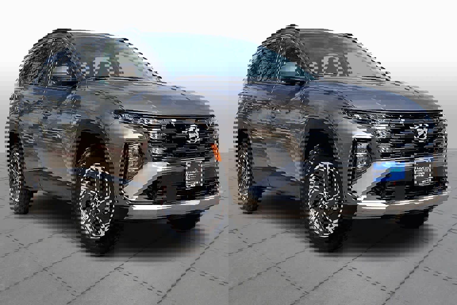 Used 2025 Hyundai Tucson Blue image 3