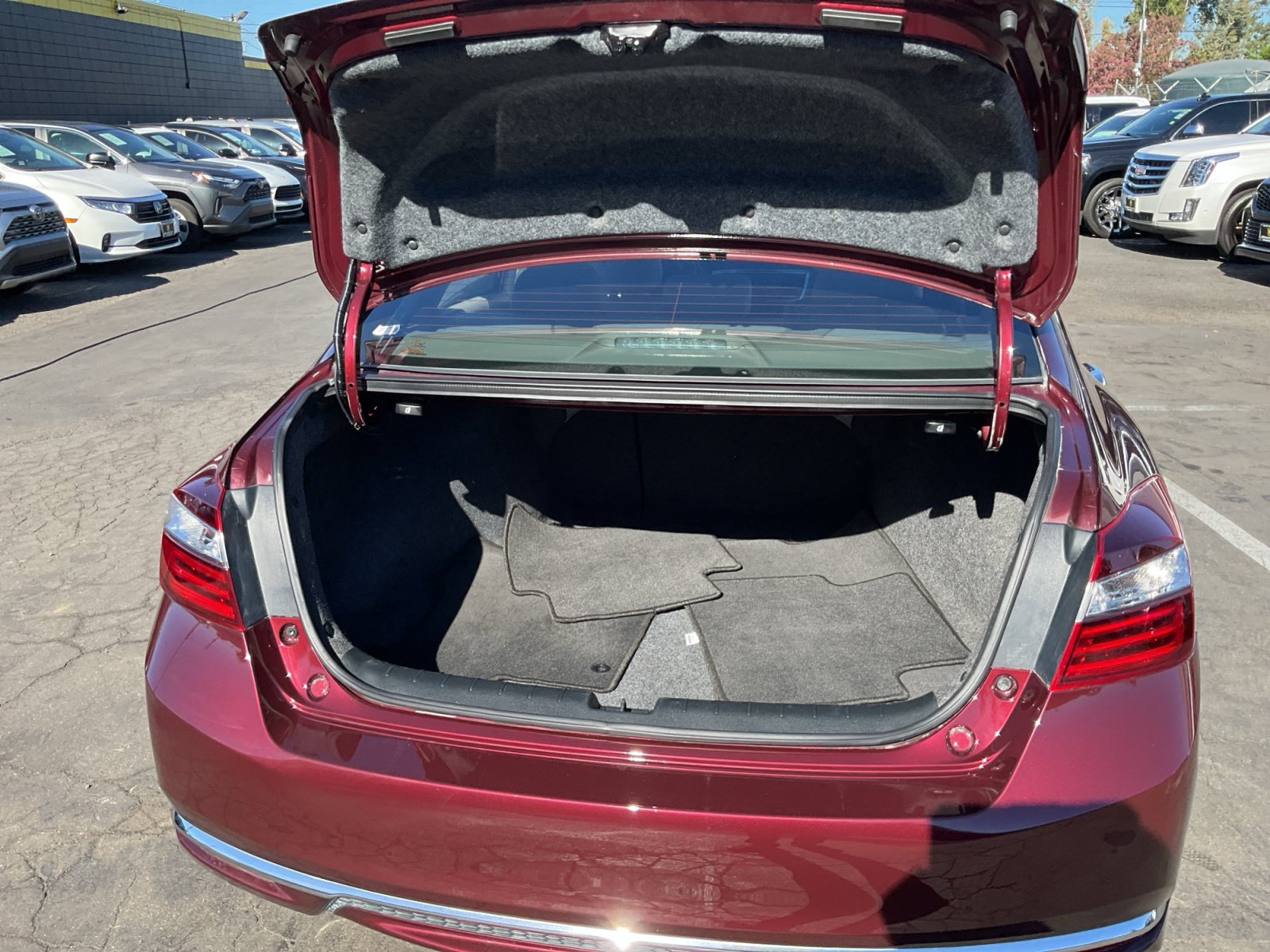 Used 2016 Honda Accord EX-L image 26