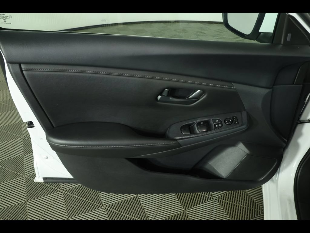 Used 2025 Nissan Sentra S FWD image 21