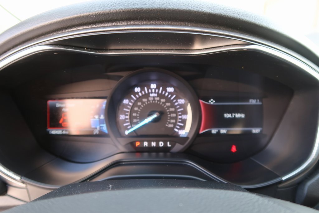 Used 2020 Ford Fusion SE image 21