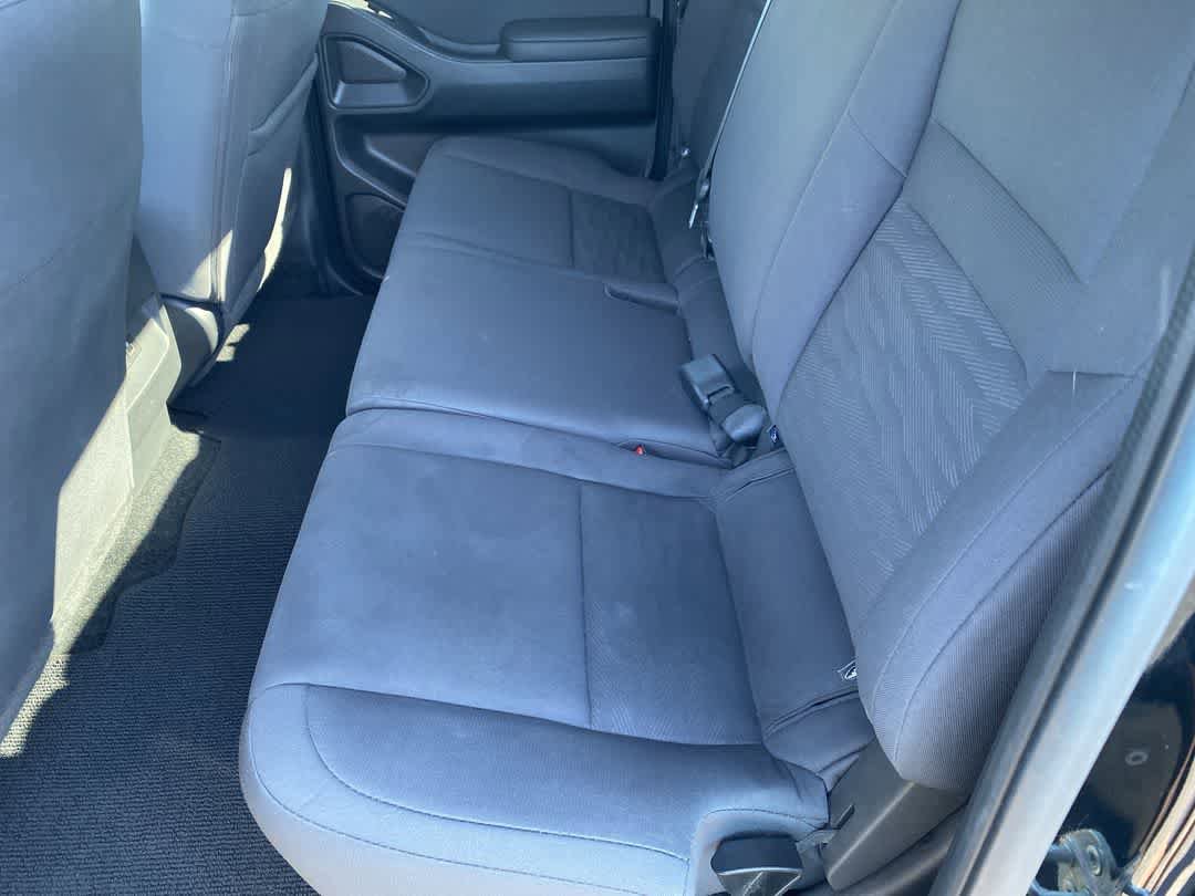 Used 2023 Nissan Frontier S AWD/4WD image 21