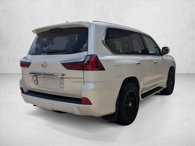 Used 2016 Lexus LX 570 4WD w/ Luxury Package image 5