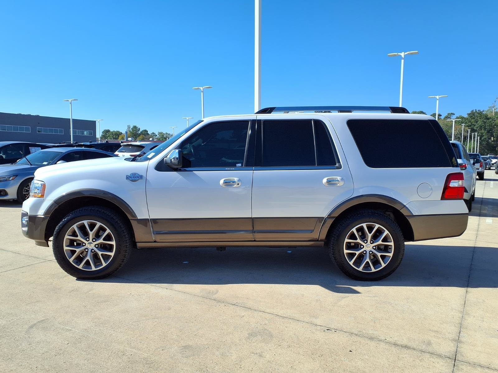 Used 2016 Ford Expedition King Ranch AWD/4WD image 9
