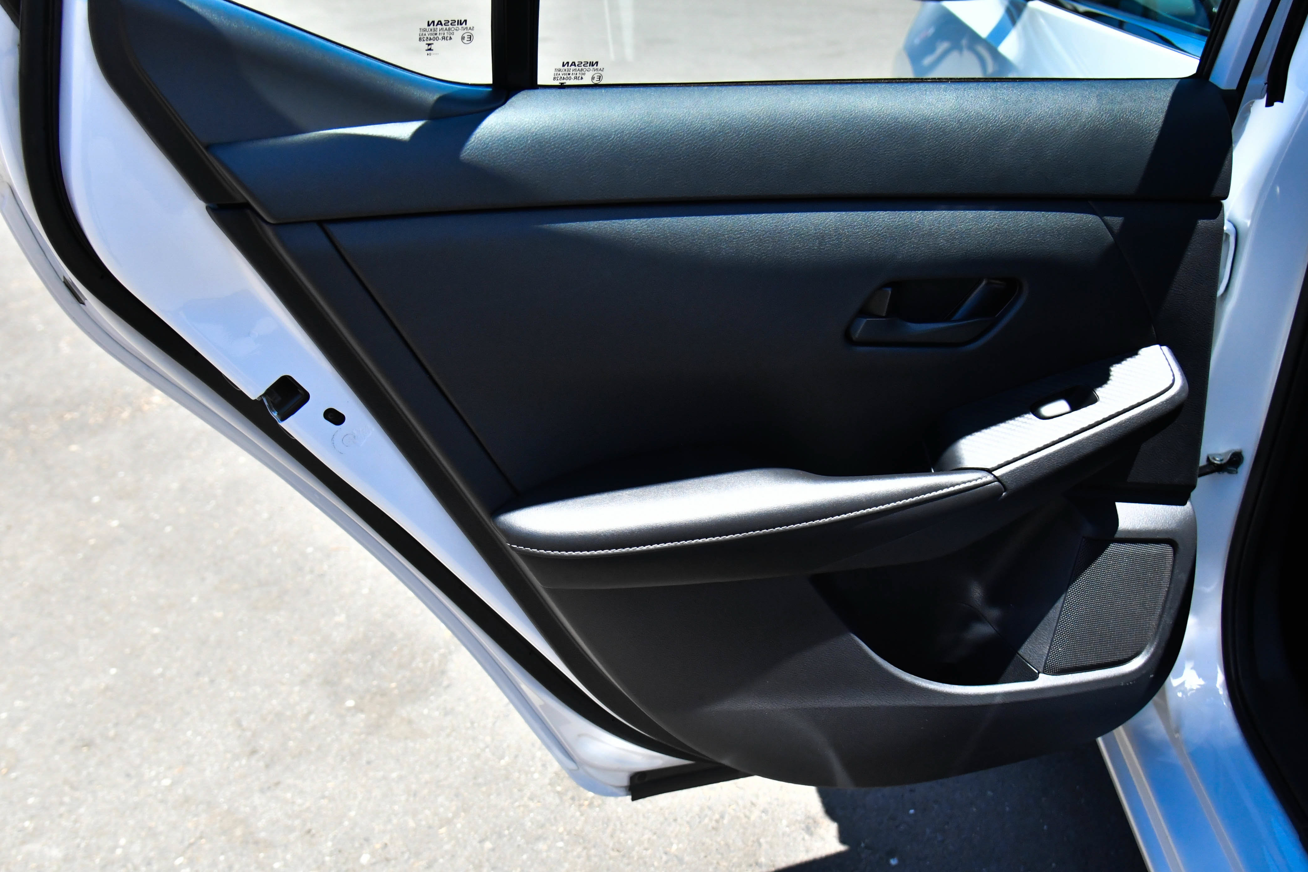 Used 2024 Nissan Sentra SV FWD image 30