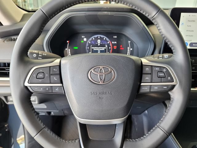 Used 2026 Toyota Grand Highlander AWD Hybrid image 23