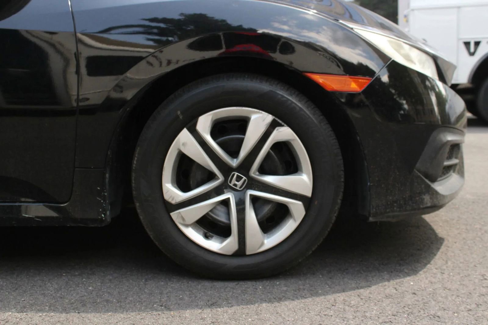 Used 2017 Honda Civic LX image 4