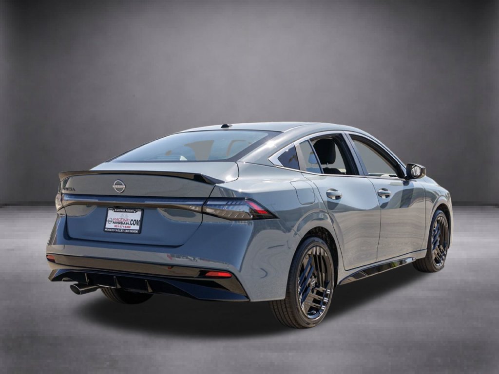 New 2027 Nissan Sentra SR FWD image 4