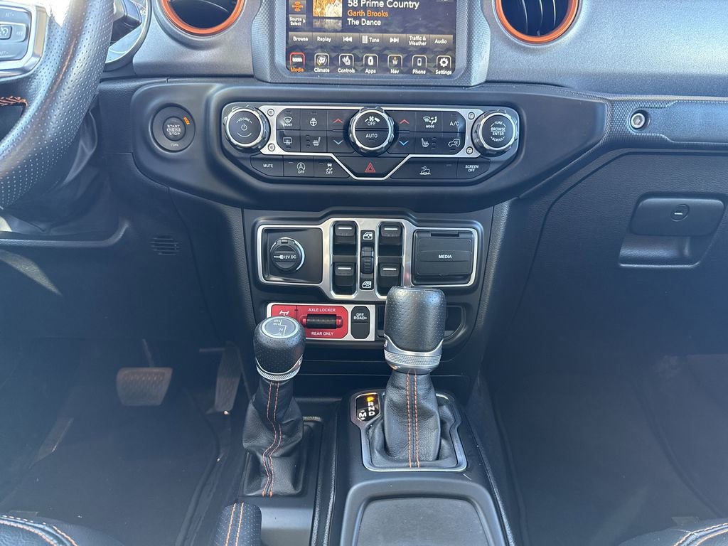 Used 2023 Jeep Gladiator Mojave w/ LED Lighting Group image 17