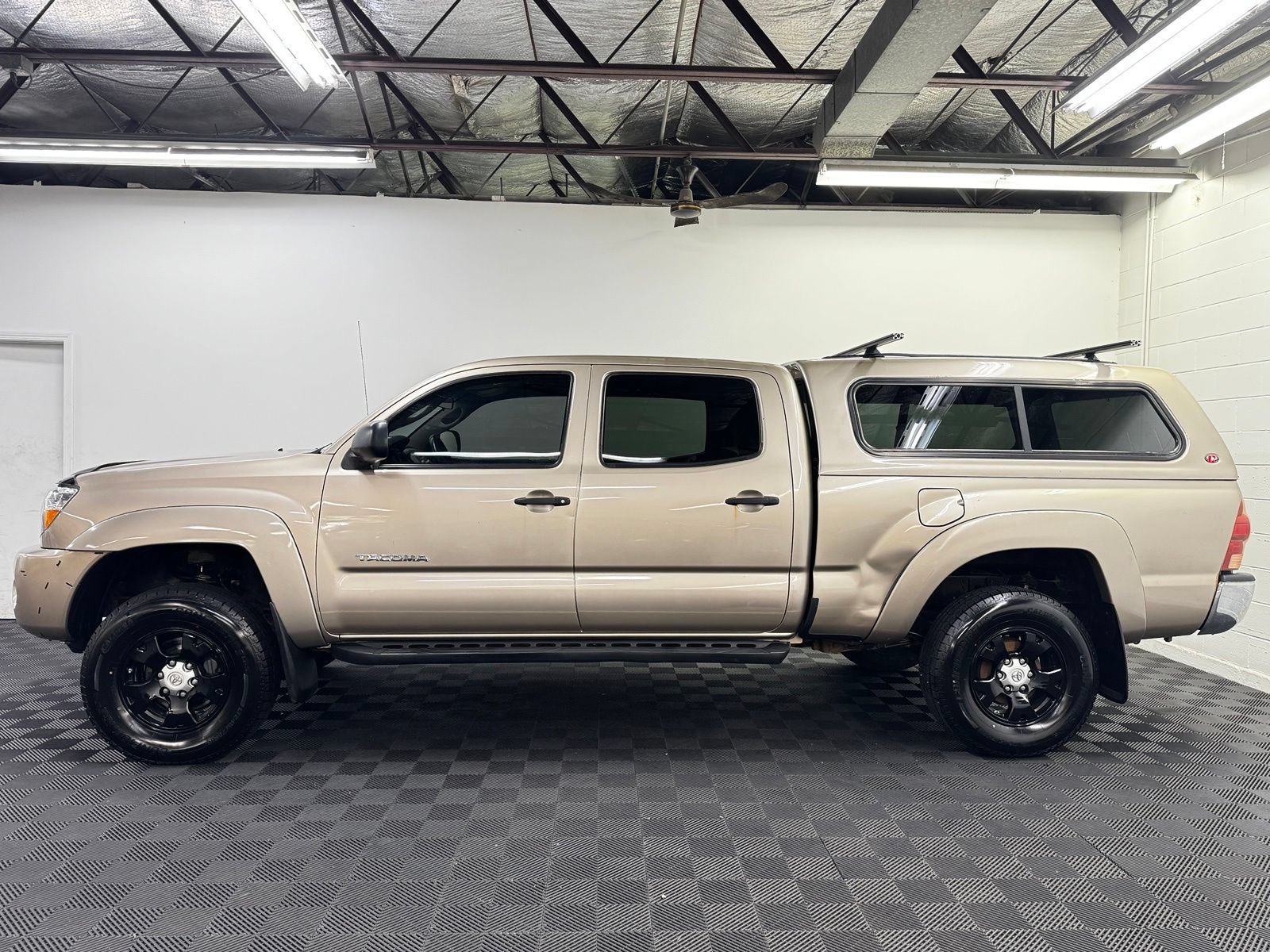 Used 2006 Toyota Tacoma 4x4 Double Cab w/ SR5 Pkg #2 image 3