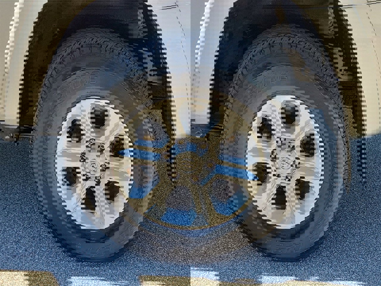 Used 2022 Toyota 4Runner SR5 image 5