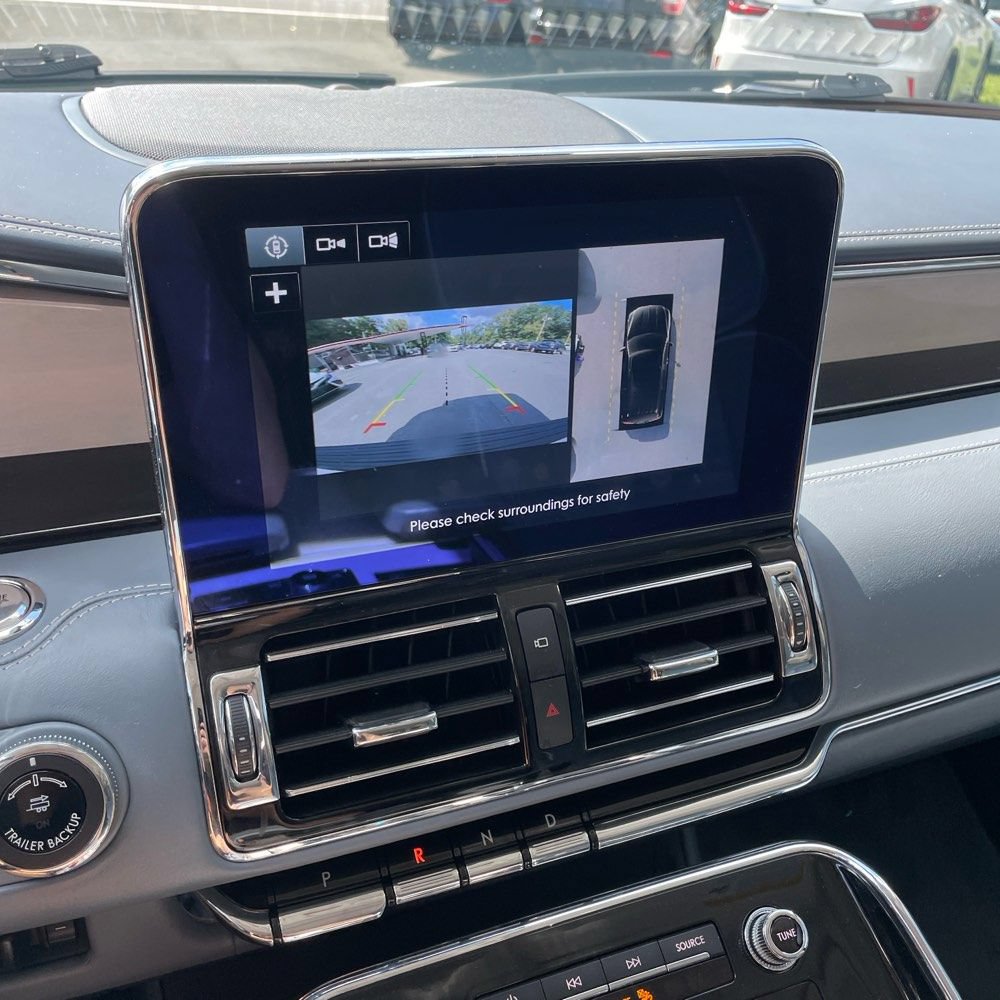 Used 2018 Lincoln Navigator Black Label AWD/4WD image 2