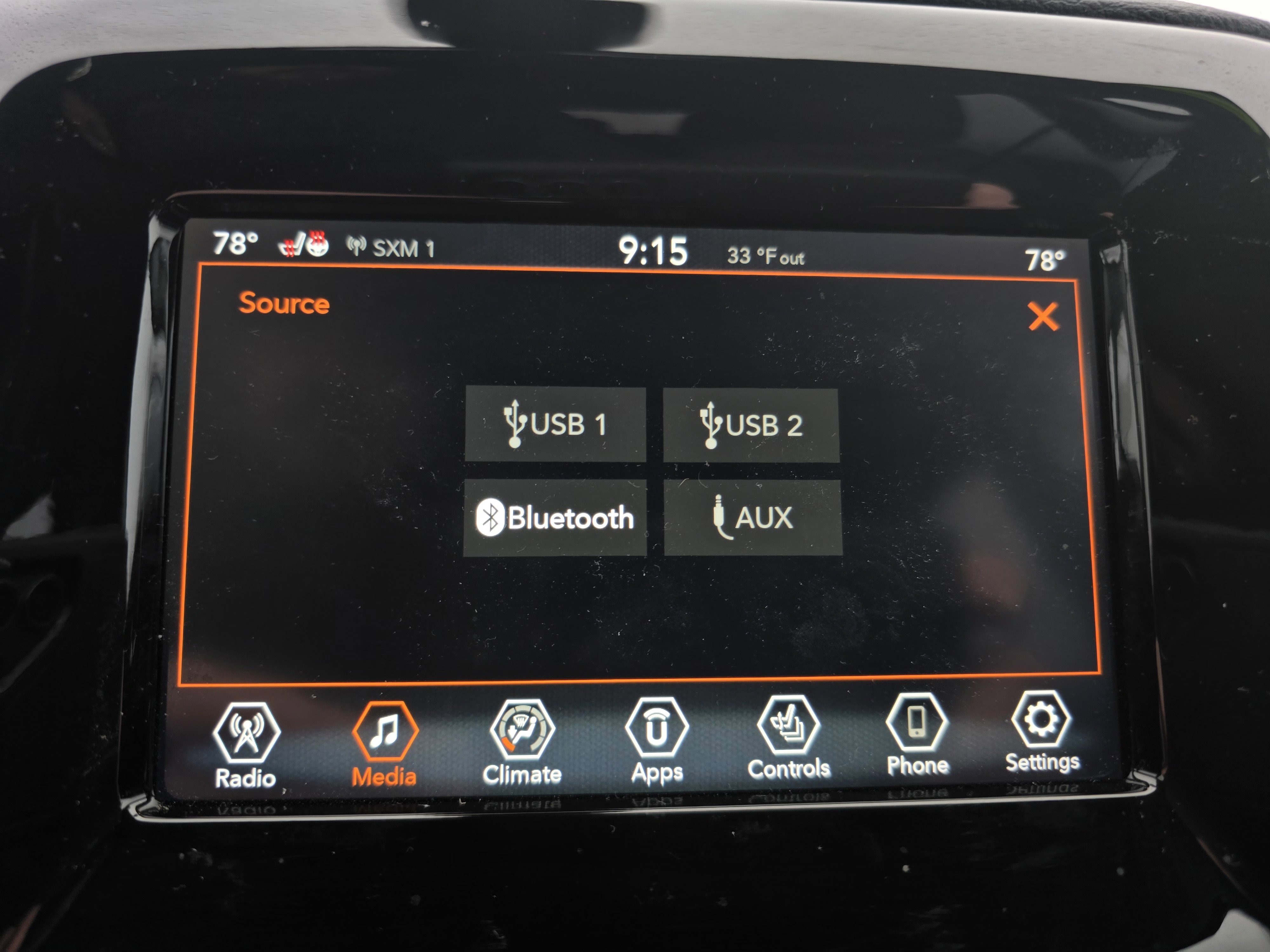 Used 2020 Jeep Compass Latitude image 27