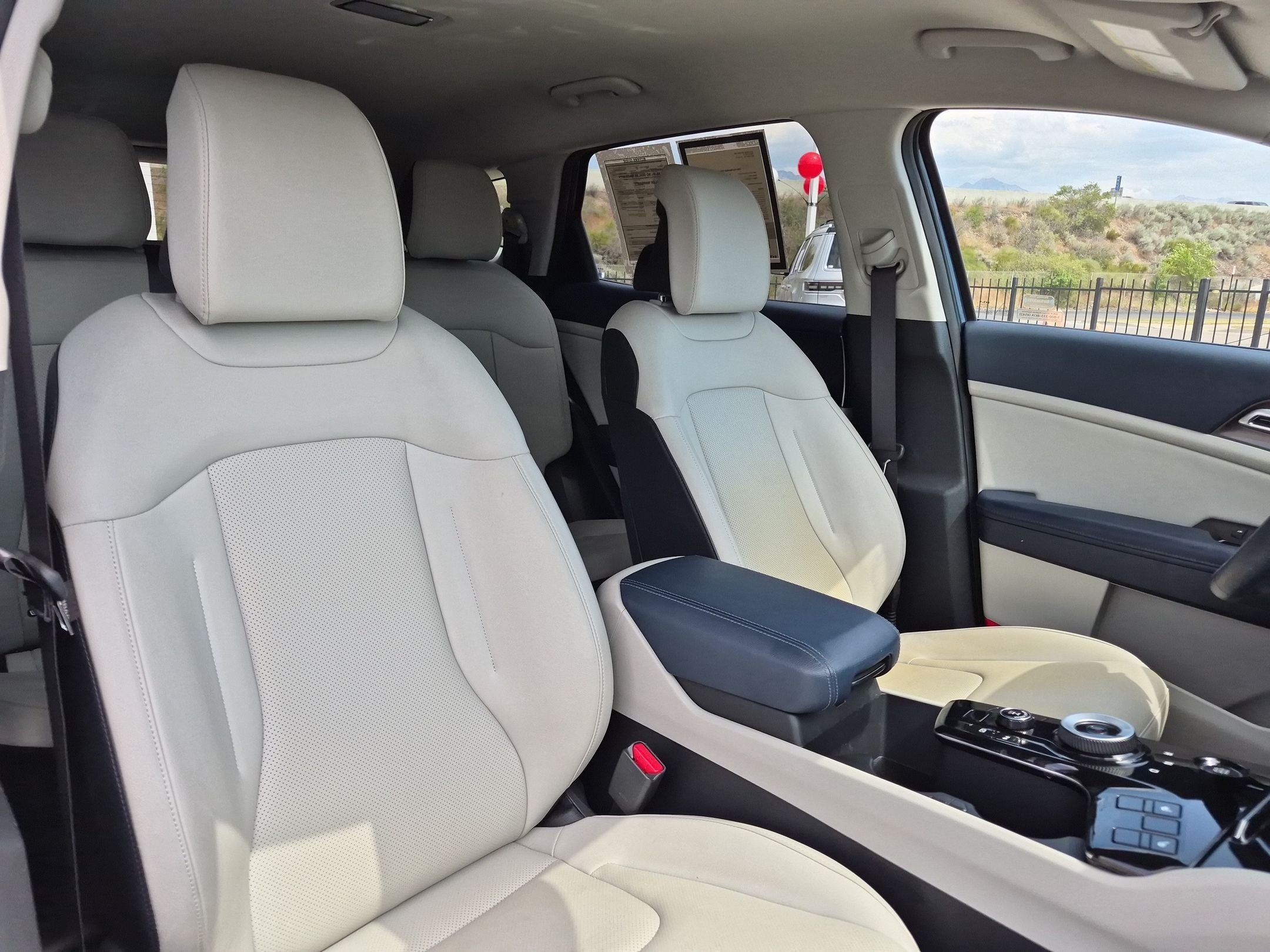 Certified 2024 Kia Sportage EX AWD/4WD image 29
