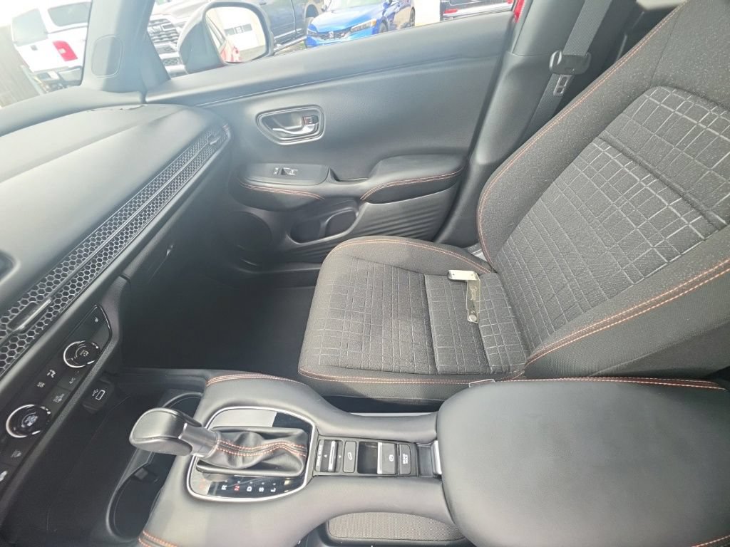 Certified 2024 Honda HR-V Sport image 24