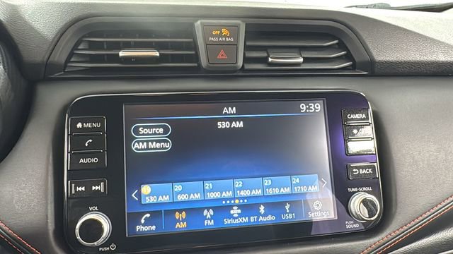 Used 2025 Nissan Versa SR image 22