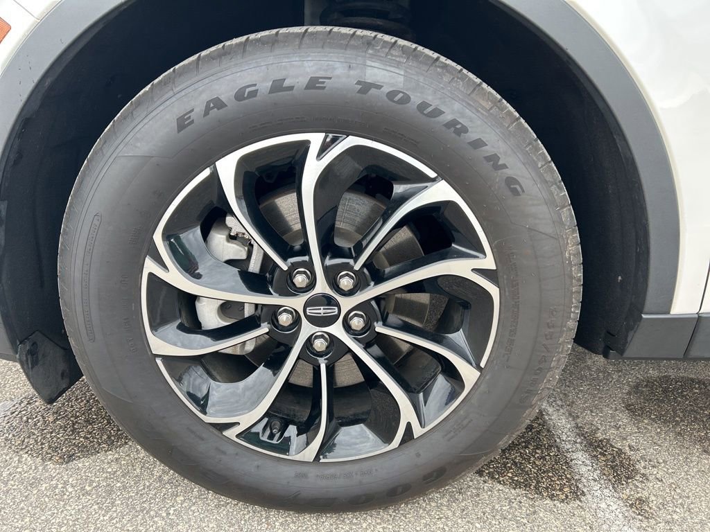 Used 2024 Lincoln Nautilus Premier w/ Equipment Group 102A image 24