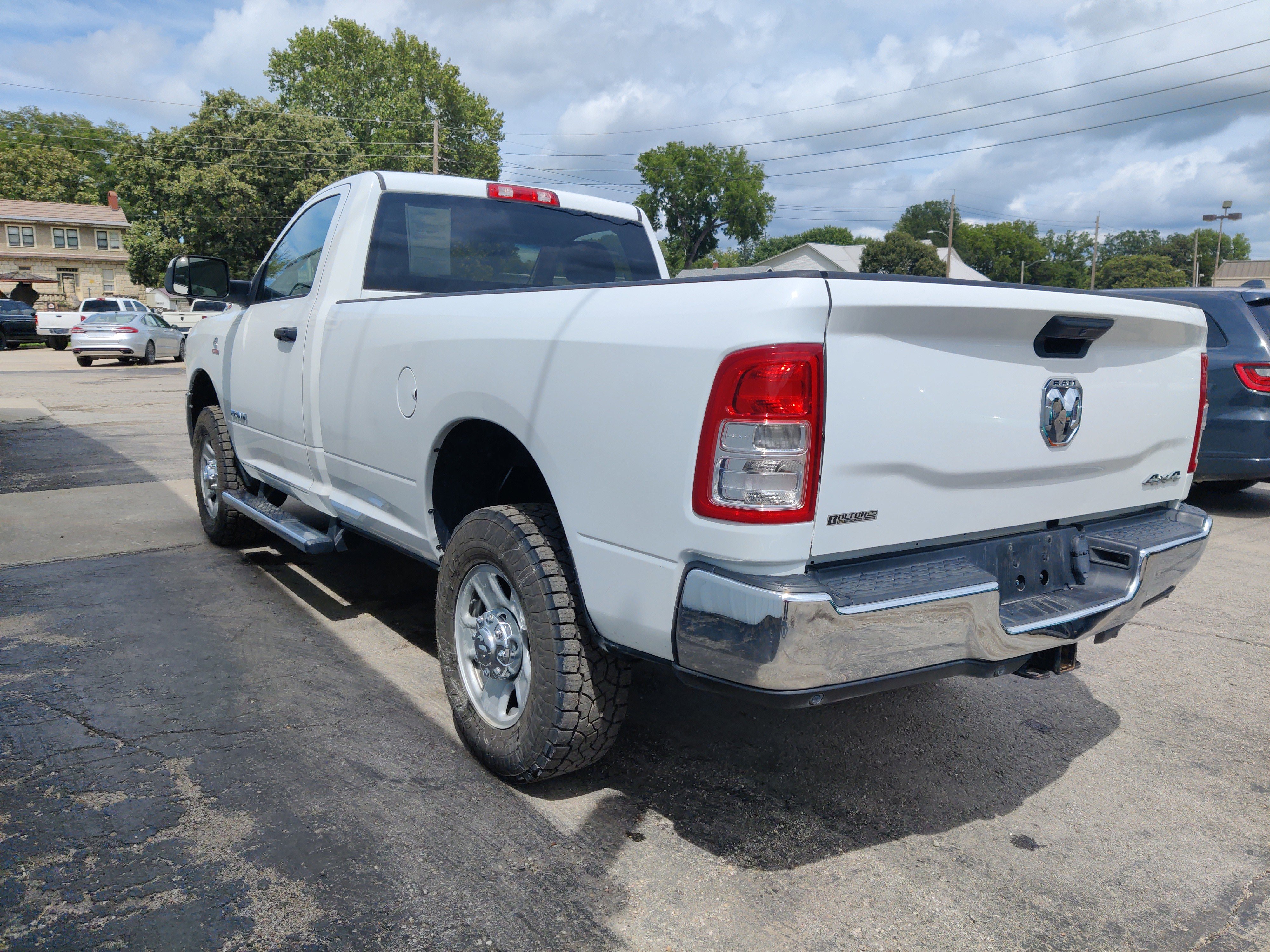 Used 2020 RAM 3500 Tradesman w/ Chrome Appearance Group image 11