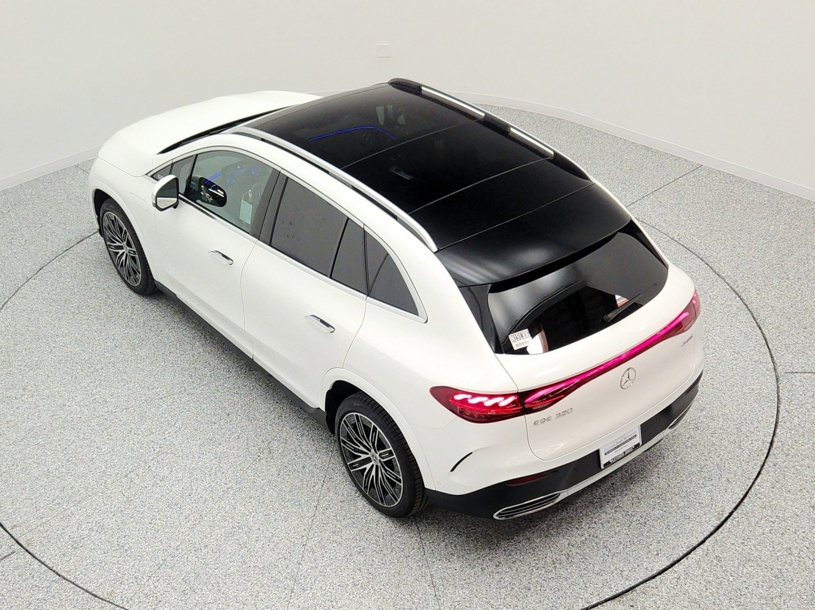 New 2026 Mercedes-Benz EQE 320 4MATIC SUV image 27