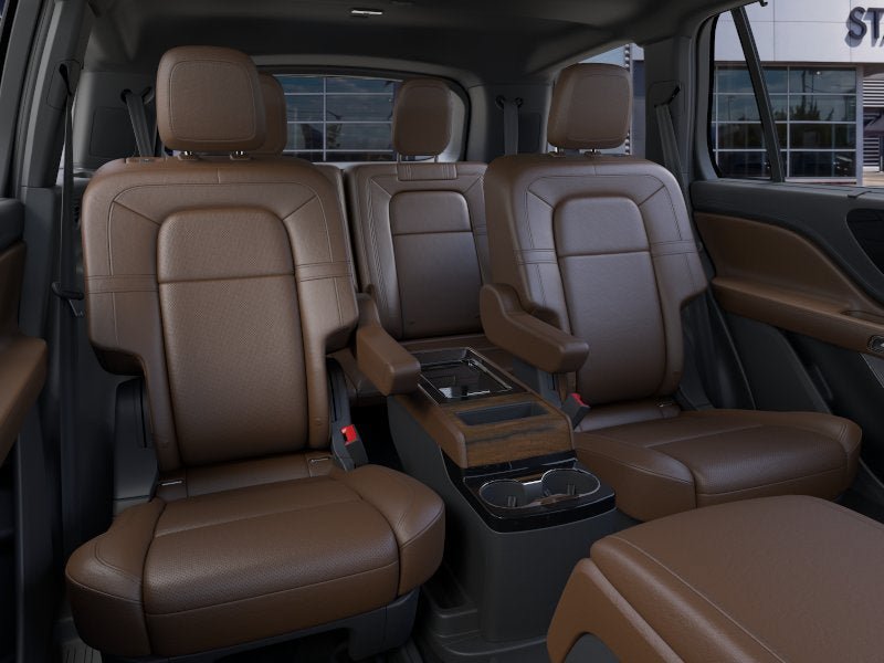 New 2026 Lincoln Aviator Reserve w/ Luxury Package AWD/4WD image 11