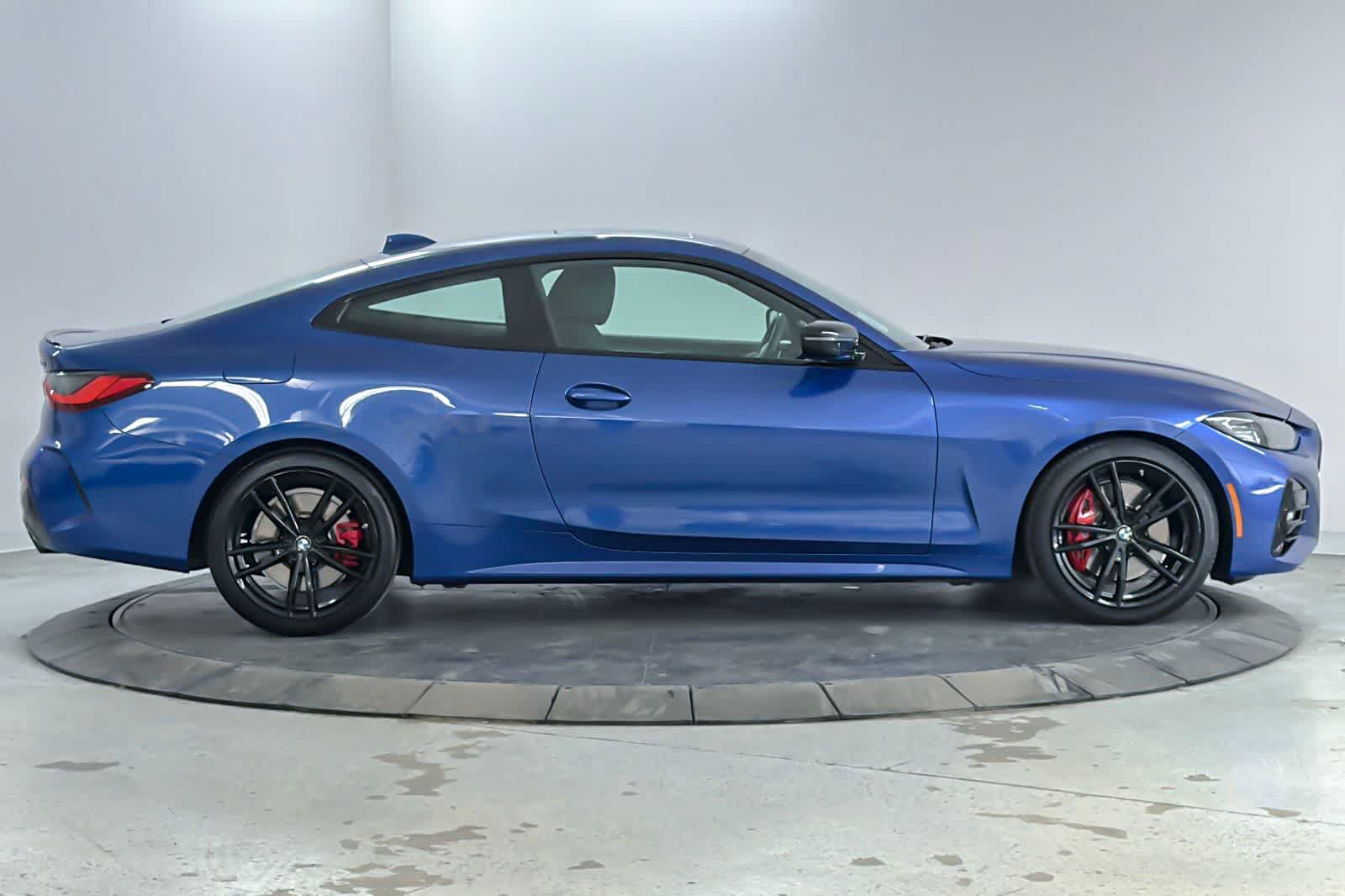 Used 2023 BMW 430i Coupe w/ M Sport Package RWD image 8