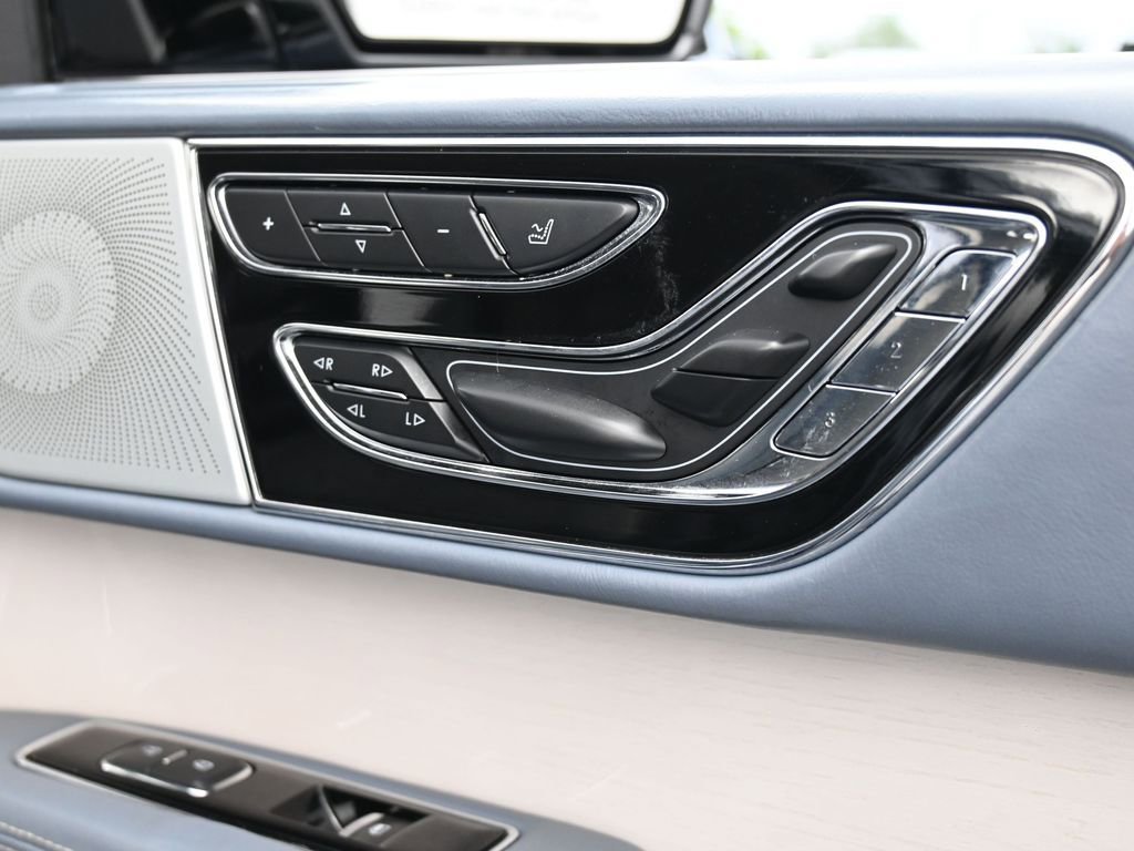 Used 2019 Lincoln Navigator Black Label w/ Cargo Package image 74