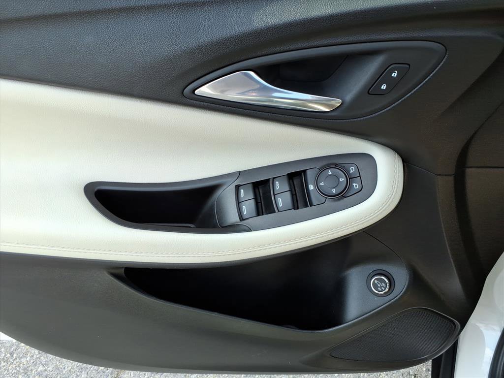 Used 2022 Buick Encore GX Select w/ Advanced Technology Package image 15