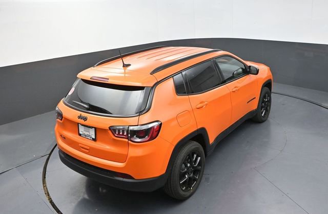 New 2026 Jeep Compass Latitude image 18