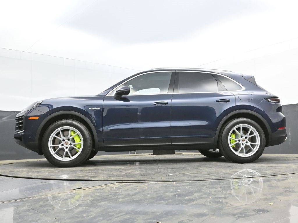 New 2025 Porsche Cayenne E-Hybrid image 32