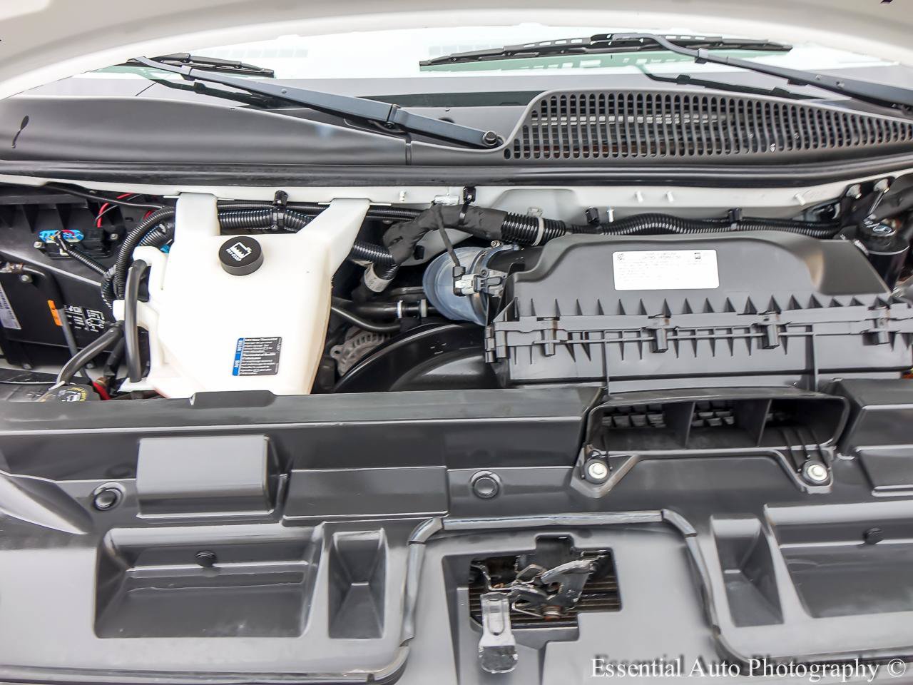 Used 2023 GMC Savana 3500 w/ Power Convenience Package RWD image 19