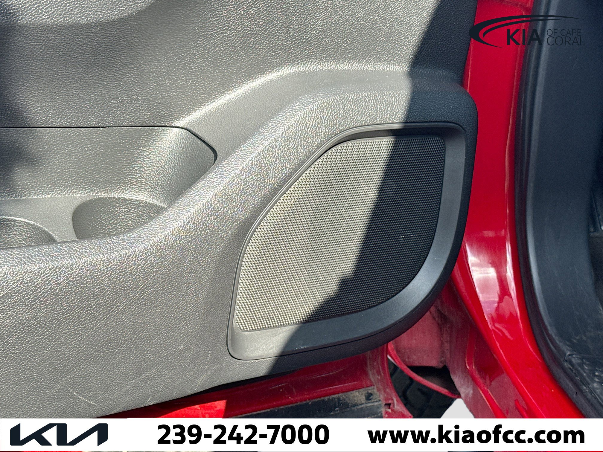 Used 2021 Nissan Titan SV w/ SV Convenience Package image 22