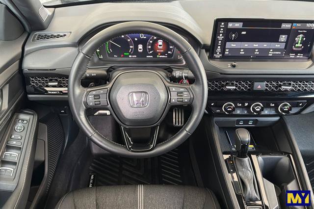 Used 2025 Honda Accord Sport image 16
