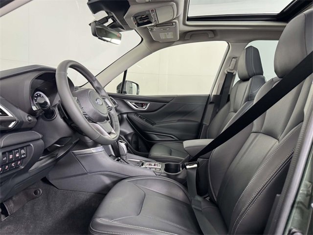 Used 2023 Subaru Forester Touring w/ Popular Package #2 image 4