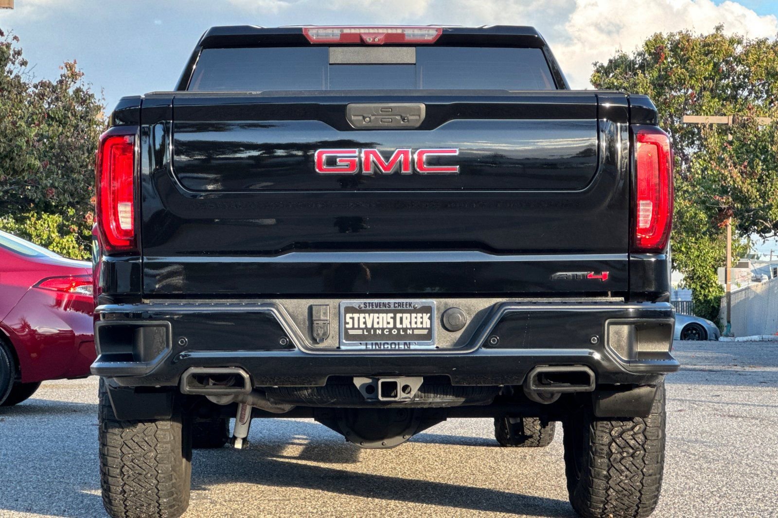 Used 2020 GMC Sierra 1500 AT4 w/ AT4 Premium Package image 5