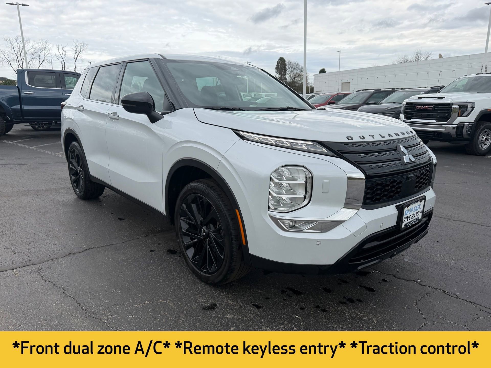 Used 2023 Mitsubishi Outlander SE Black Edition AWD/4WD image 4