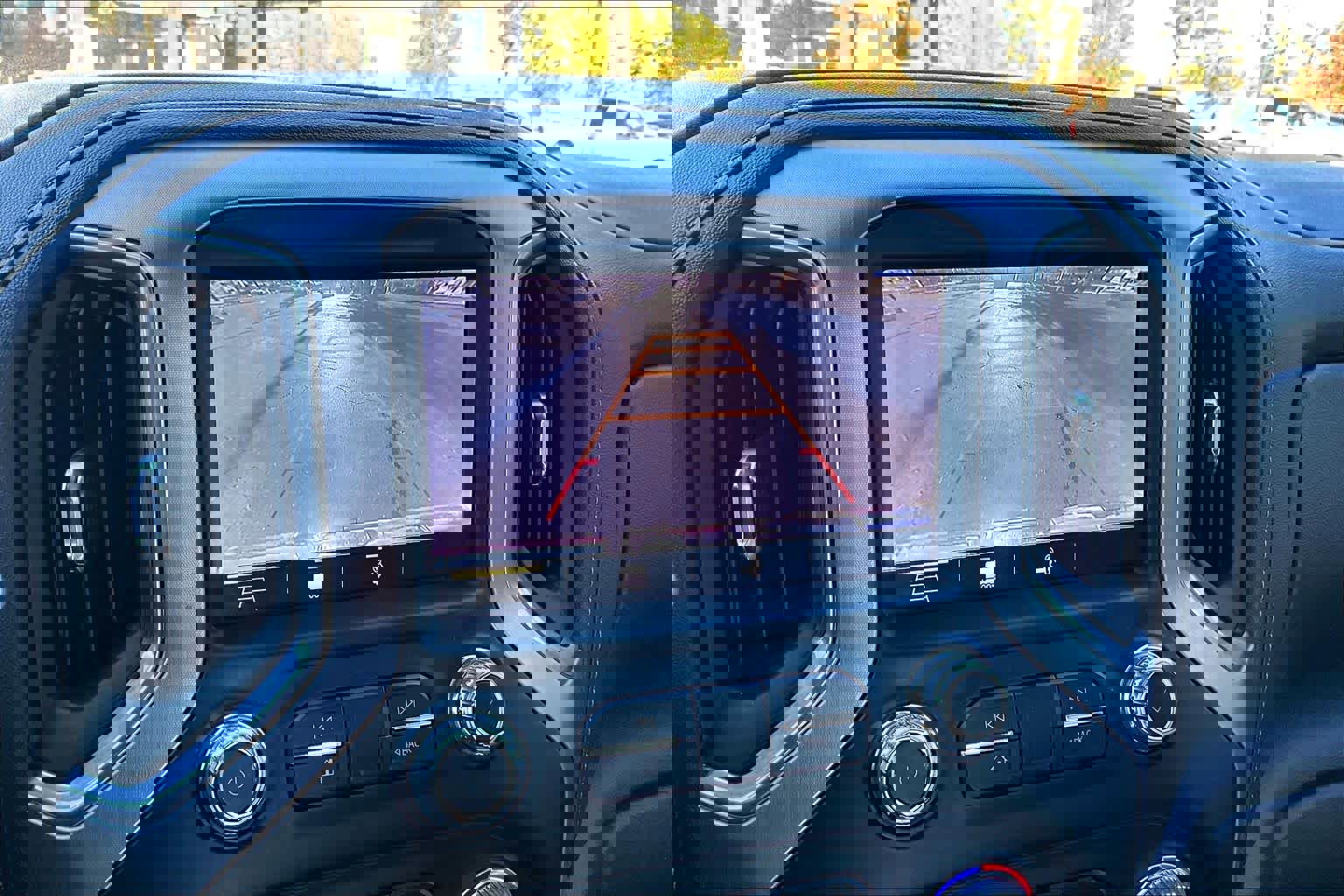 Used 2019 GMC Sierra 1500 SLT w/ SLT Premium Package image 26