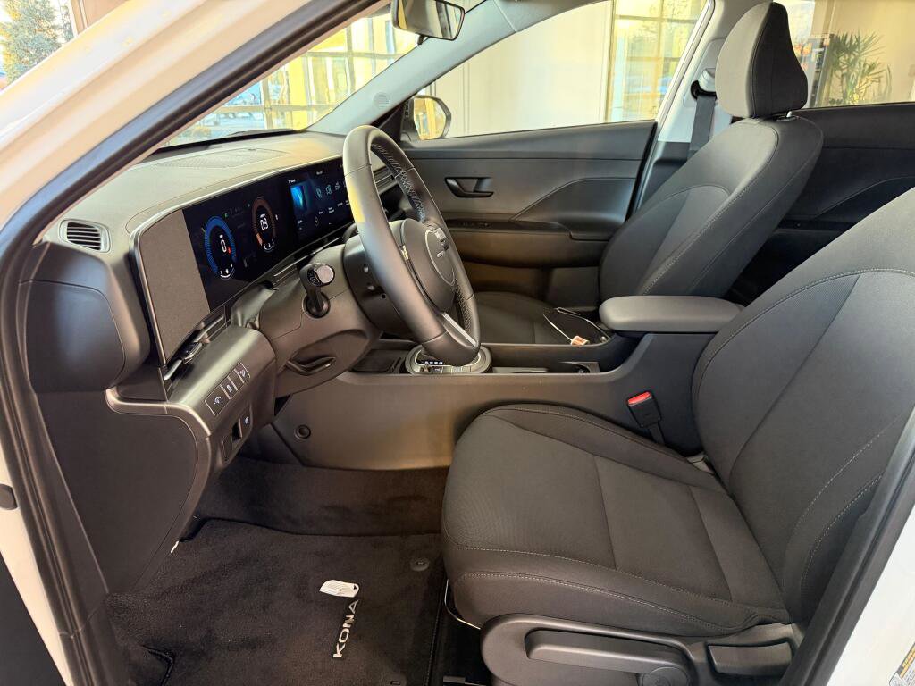 New 2026 Hyundai Kona SEL Sport AWD/4WD image 17