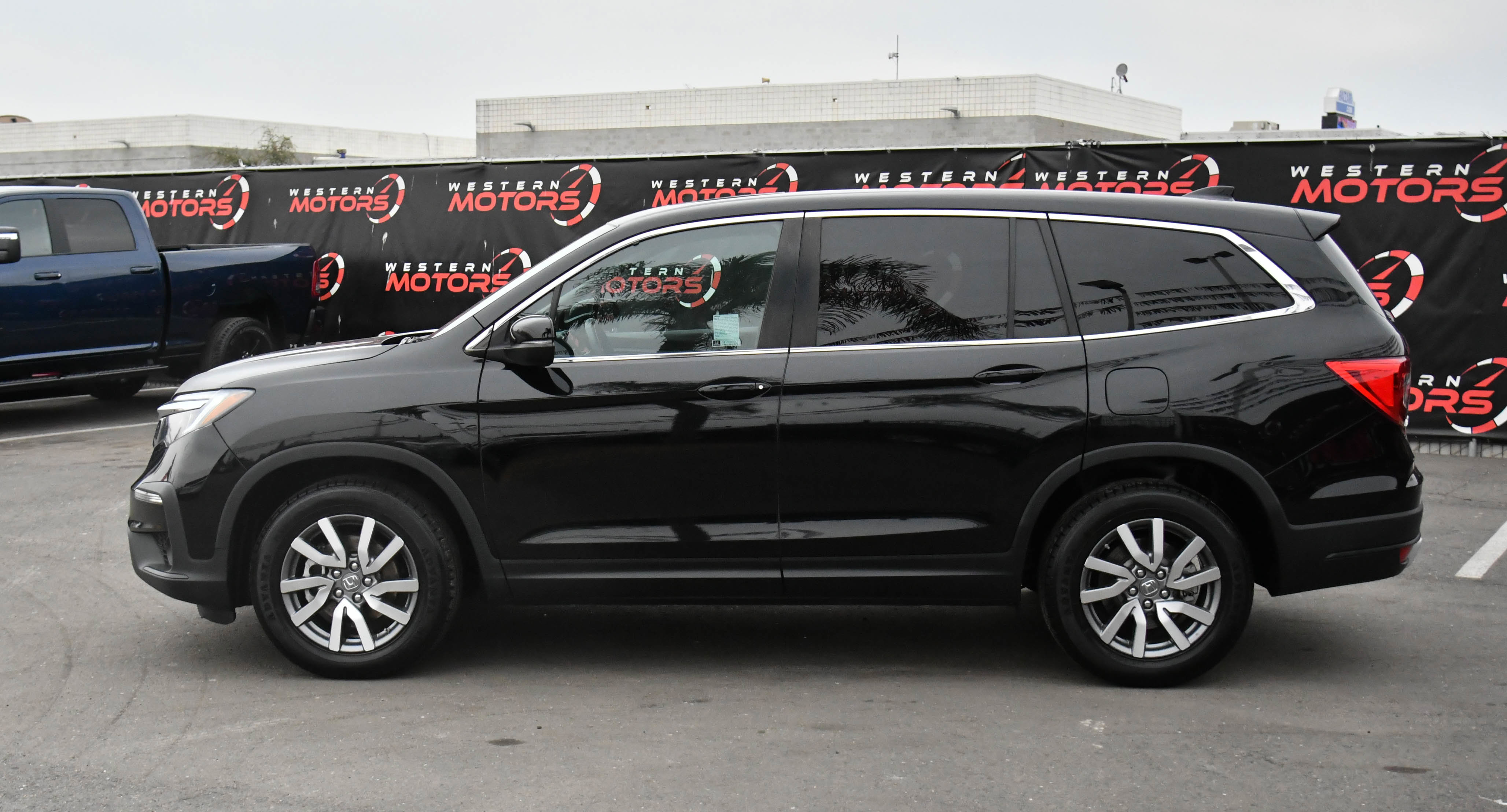 Used 2020 Honda Pilot EX-L image 4