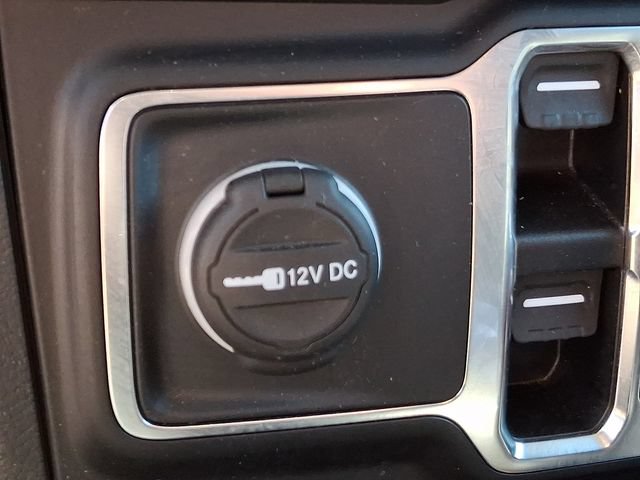 Certified 2022 Jeep Wrangler Unlimited Sport AWD/4WD image 23