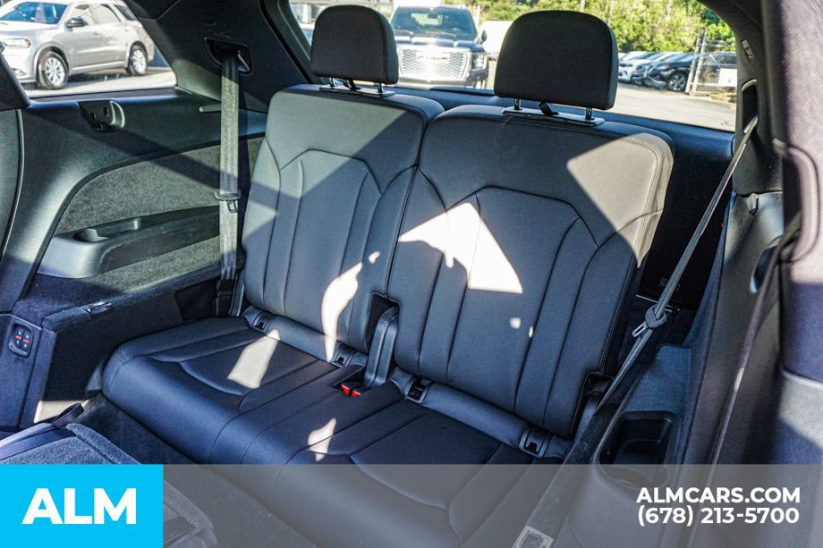 Used 2025 Audi Q7 3.0T Premium Plus AWD/4WD image 21