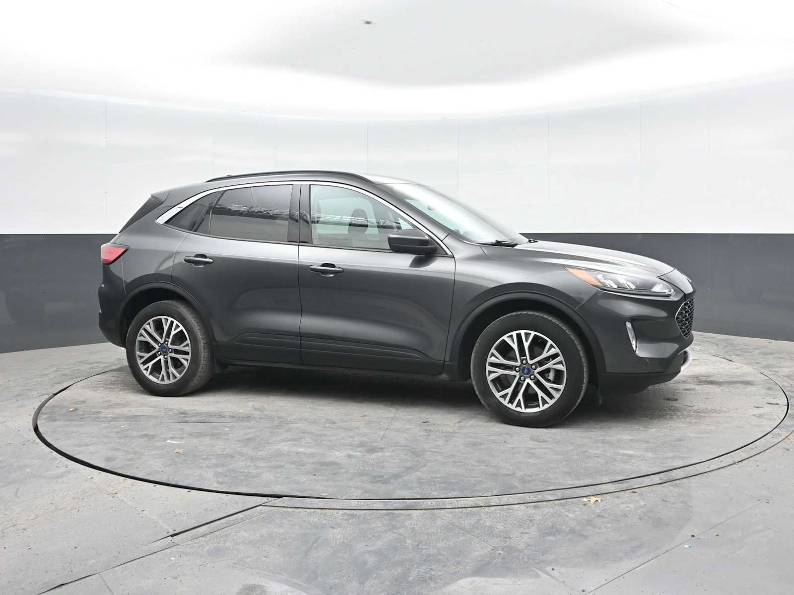 Used 2020 Ford Escape SEL AWD/4WD image 8